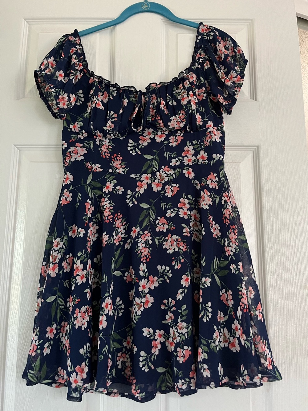 Lovesome top Navy Floral Blouse - Navy with Pink & Green Floral size large